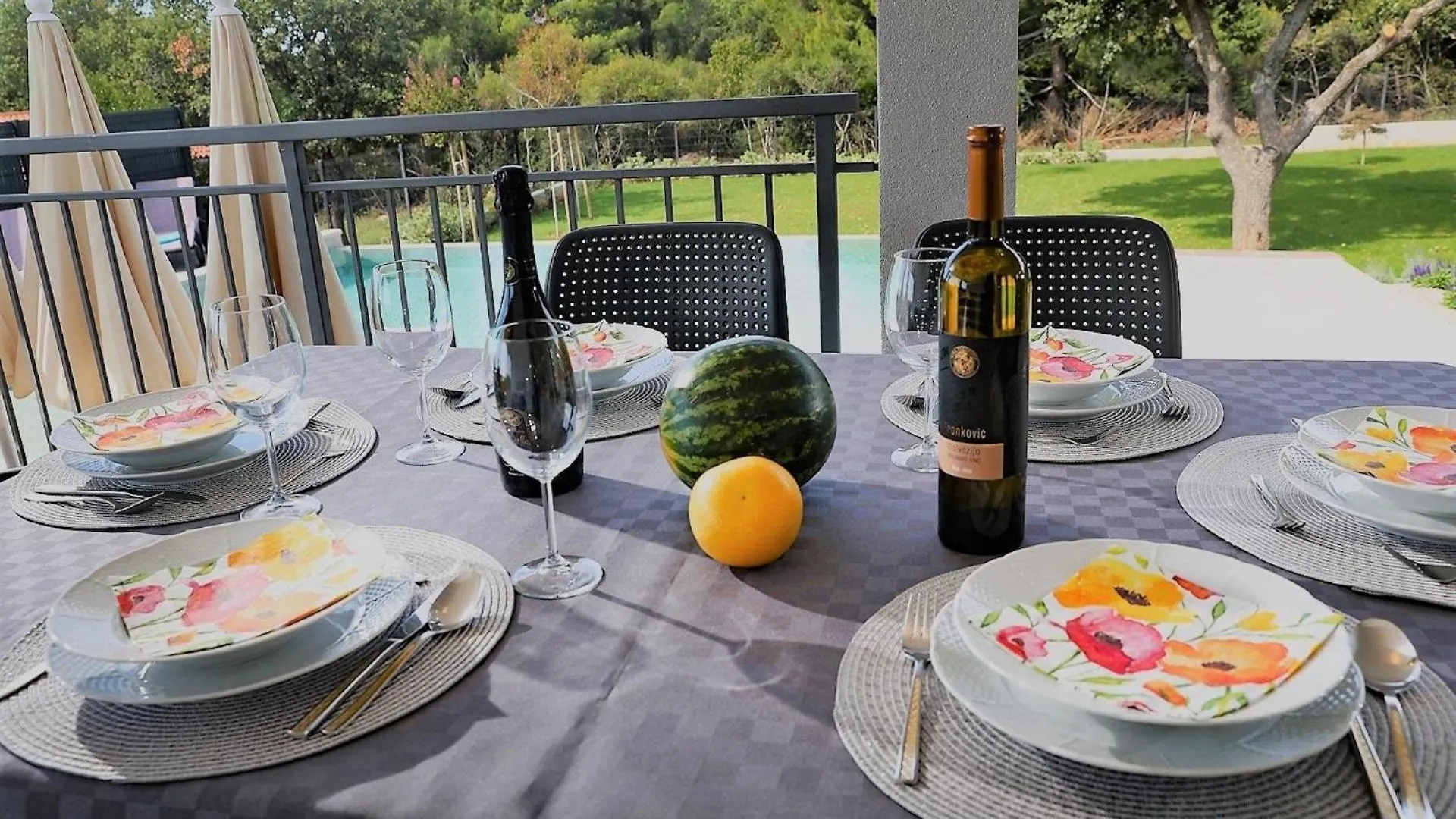Ferienhaus Mit Privatpool Fuer 6 Personen Ca 160 Qm In Pula, Istrien Istrische Riviera 0*, Pula